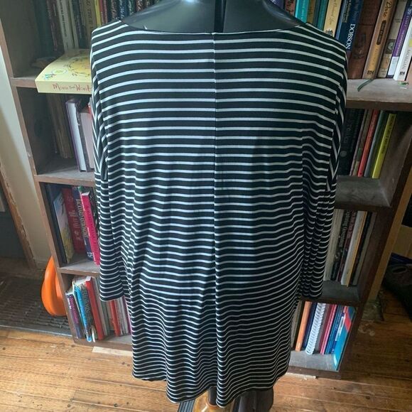 Chico’s black & white striped layered wide neck 3/L flowy blouse - Picture 2 of 3